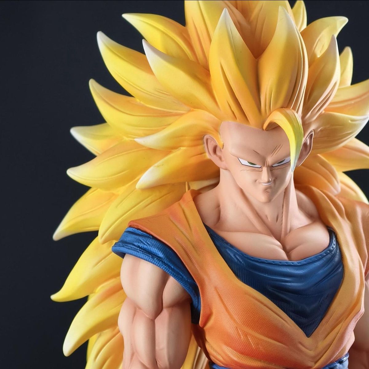 Juann Dragon Ball Z Super Saiy – Resin Art Dragon Ball Z Bewertung und Preis