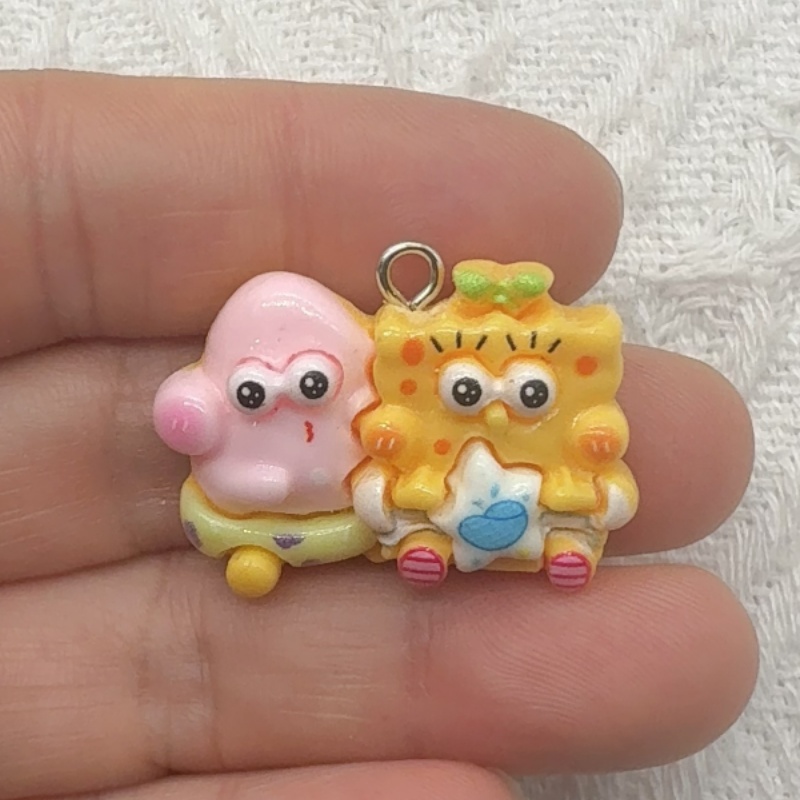 10 Stück Cartoon-Harzanhänger, – Resin Art For Sale Bewertung und Preis